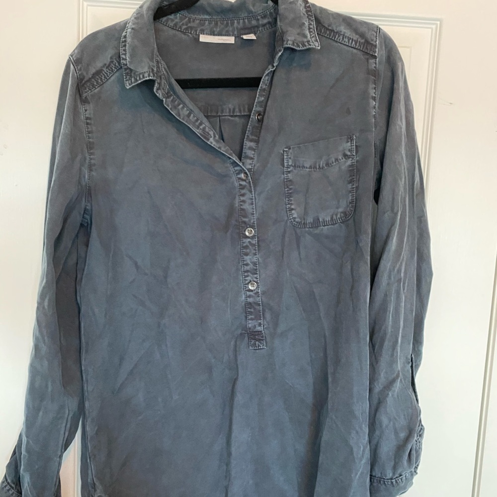 Long sleeve 3/4 button up shirt